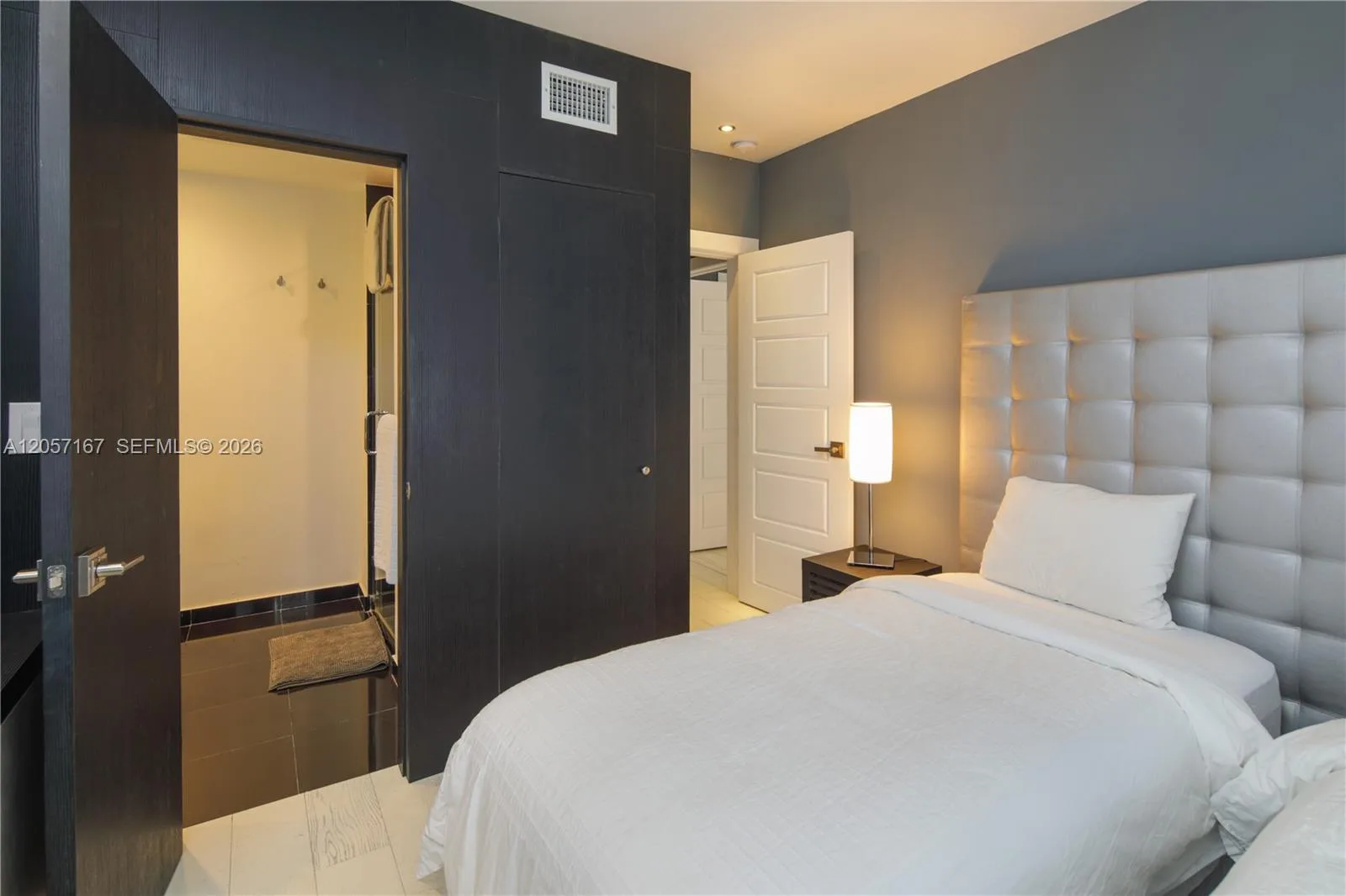 560 Michigan Ave, Miami Beach, FL 33139 photo 7