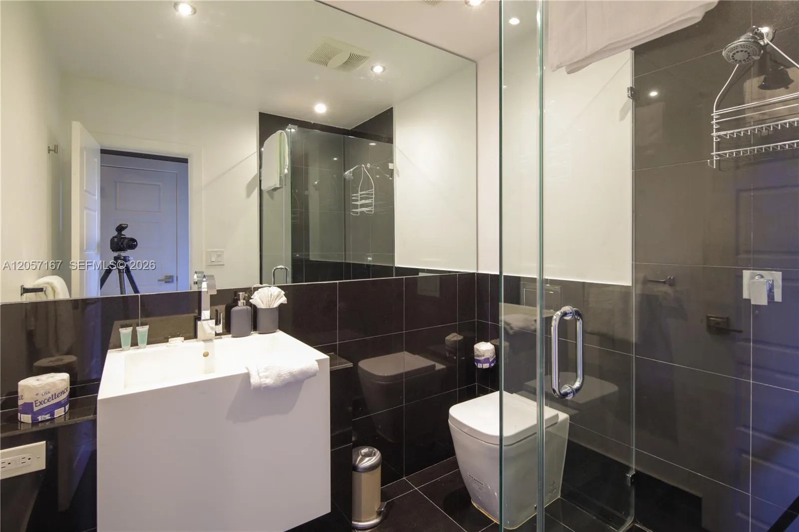 560 Michigan Ave, Miami Beach, FL 33139 photo 9