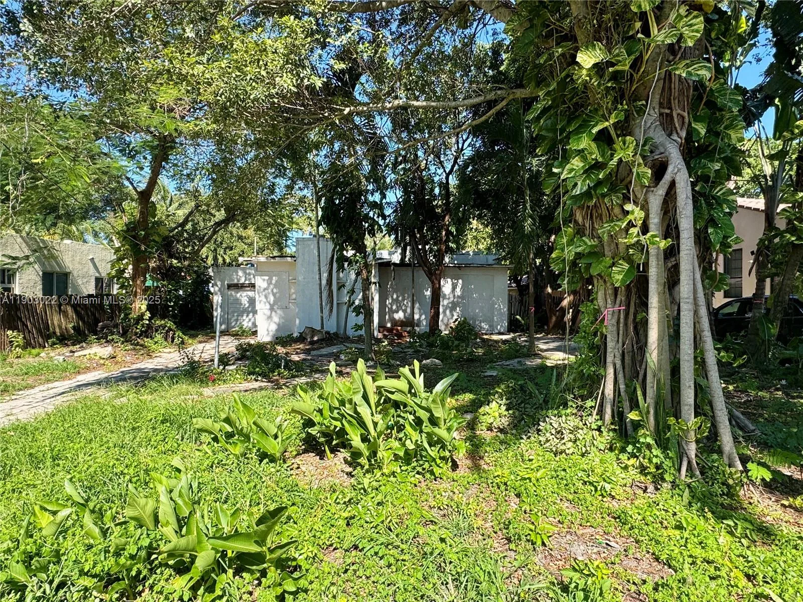 519 NE 118th St, Biscayne Park, FL 33161 photo 4