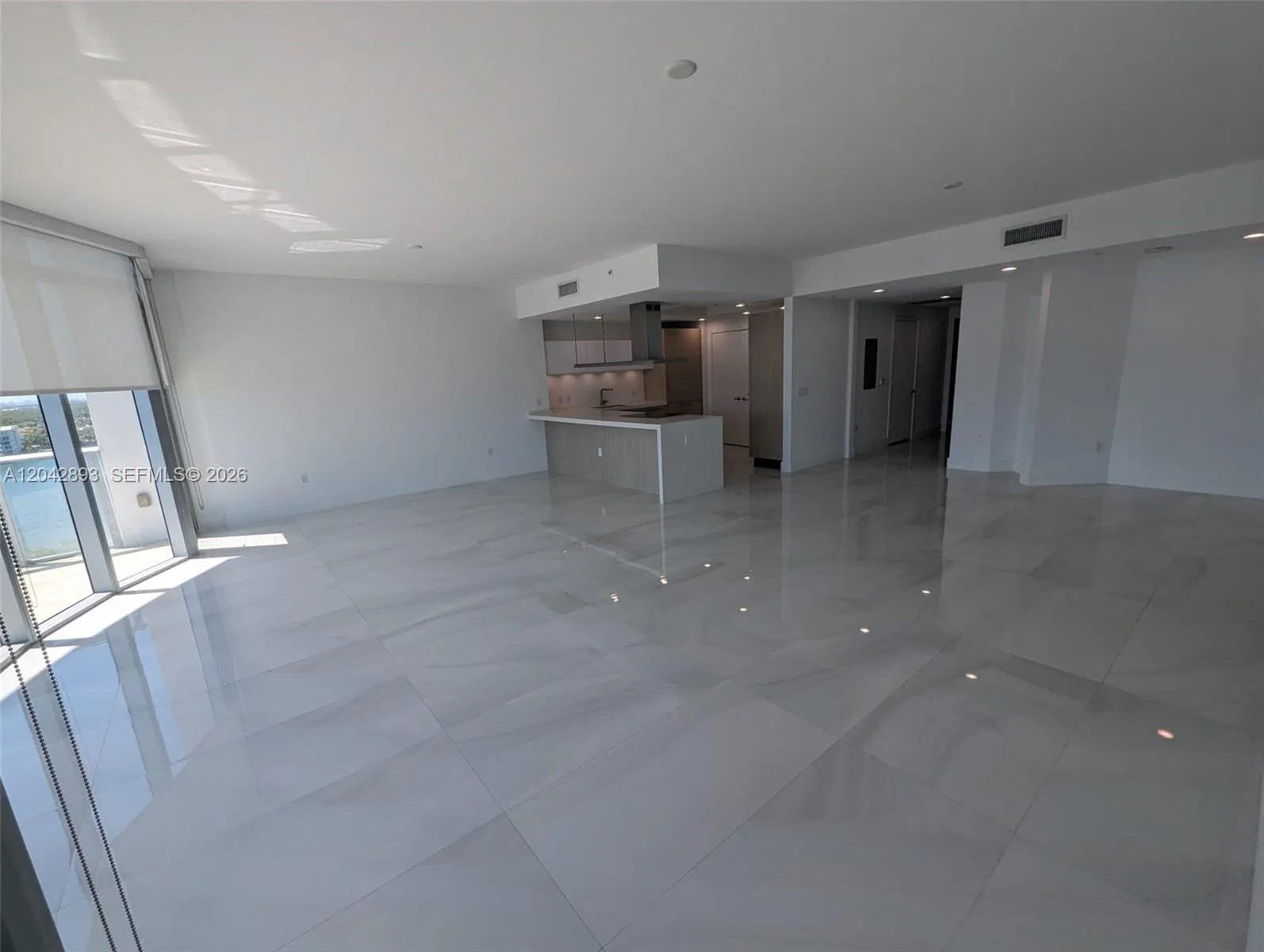 17111 E Biscayne Blvd # 1011, North Miami Beach, FL 33160 photo 13