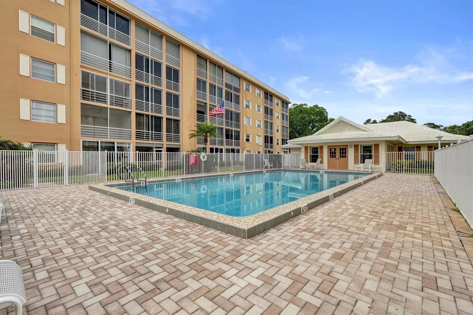 304 Golfview Road # 304, North Palm Beach, FL 33408