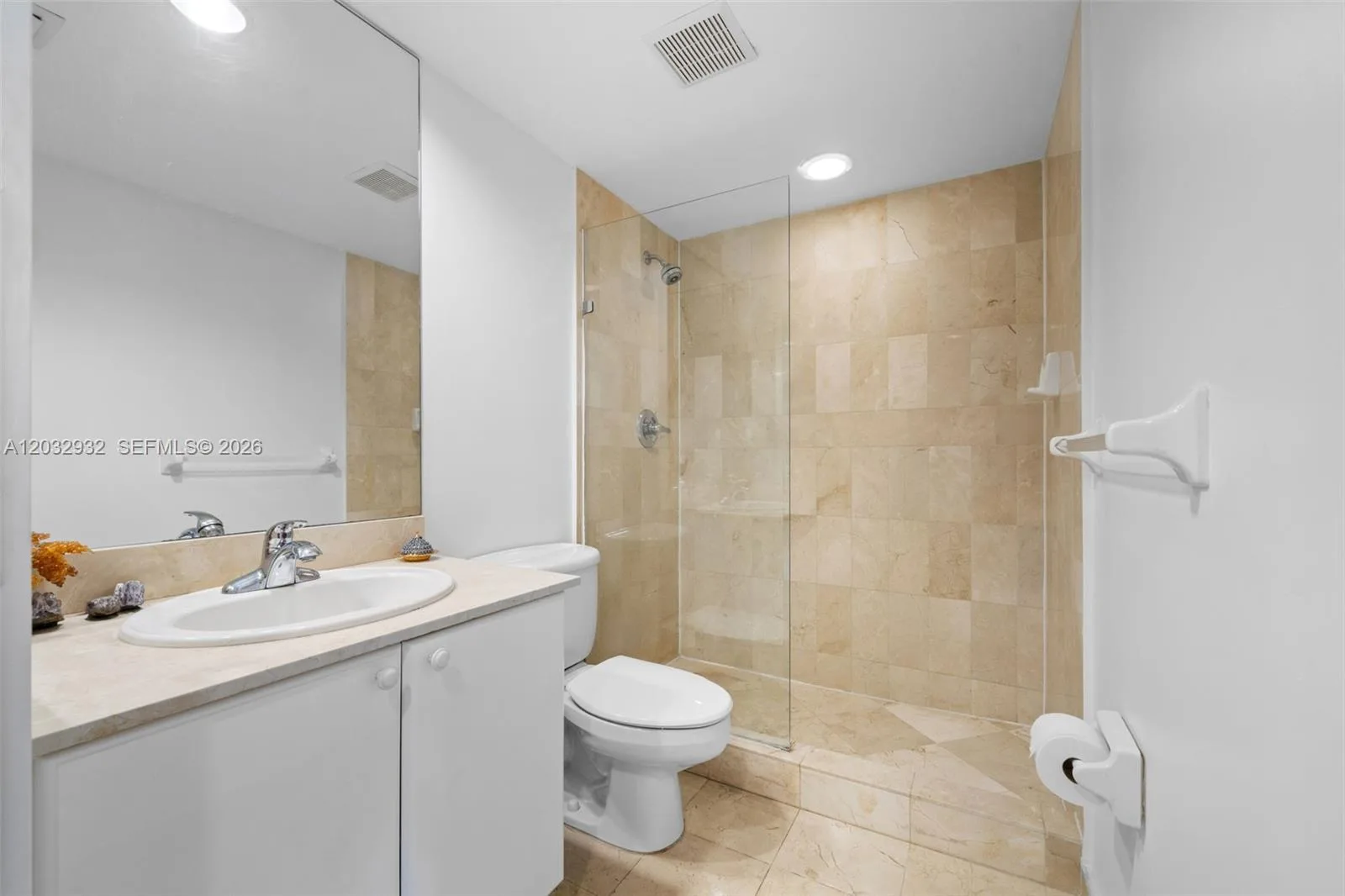 227 Michigan Ave # 304, Miami Beach, FL 33139 photo 10