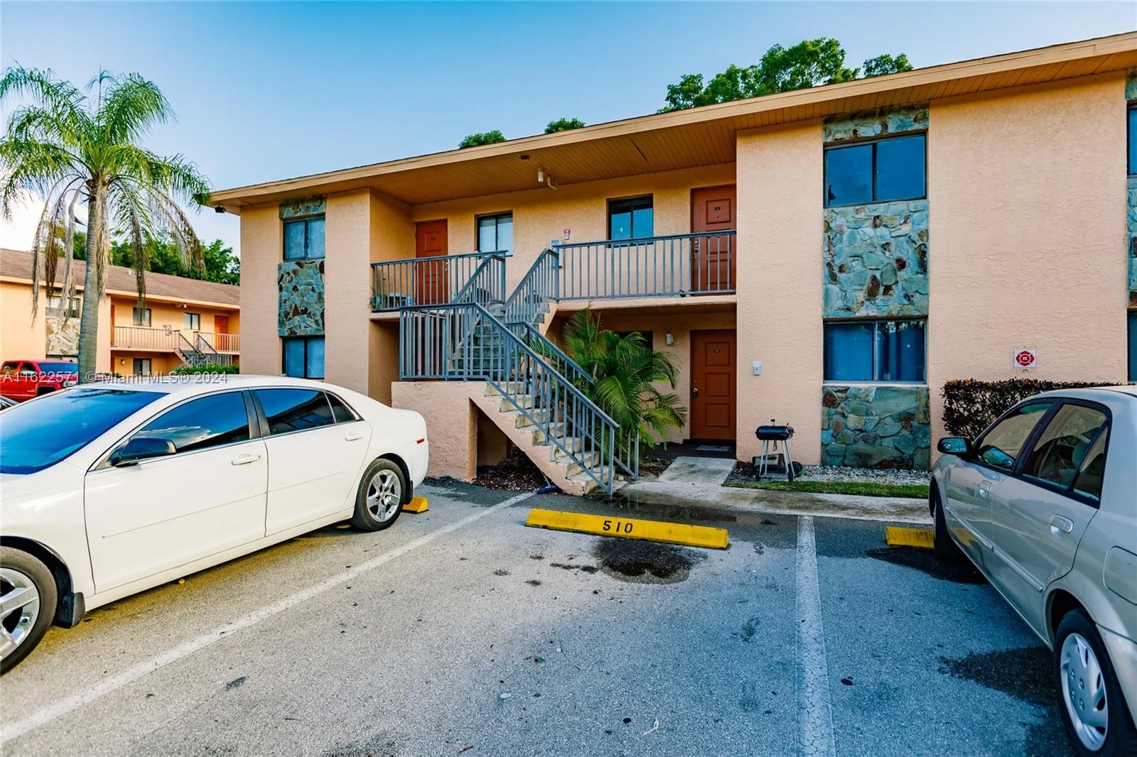 2680 Park Windsor Drive # 510, Fort Myers, FL 33901 photo 2