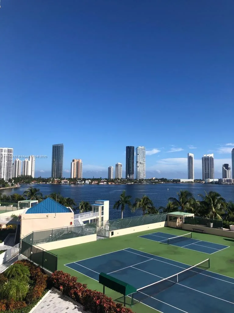 3370 Hidden Bay Dr # 712, Aventura, FL 33180 photo 2