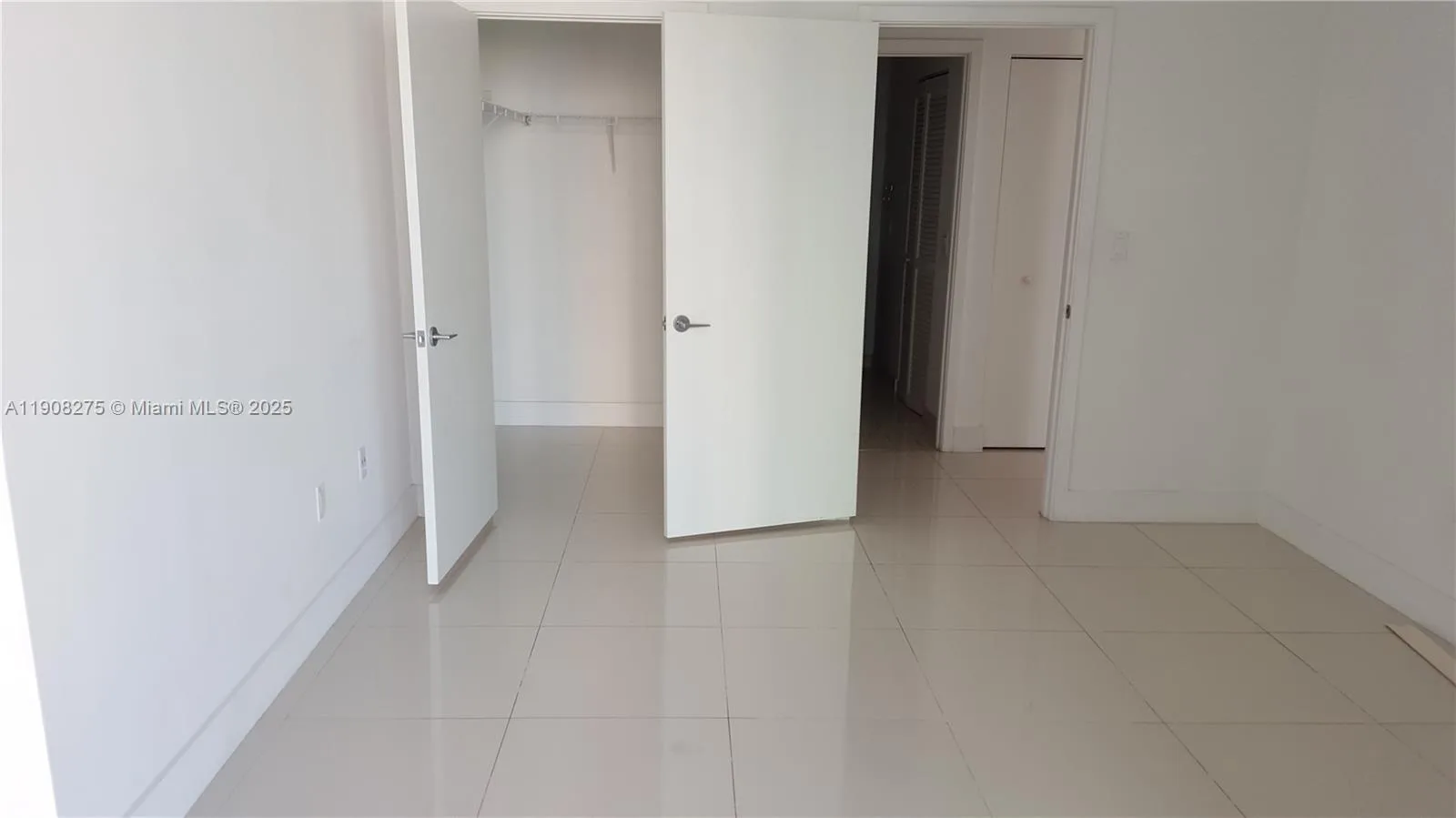 79 SW 12 ST # 1910-S, Miami, FL 33130 photo 4