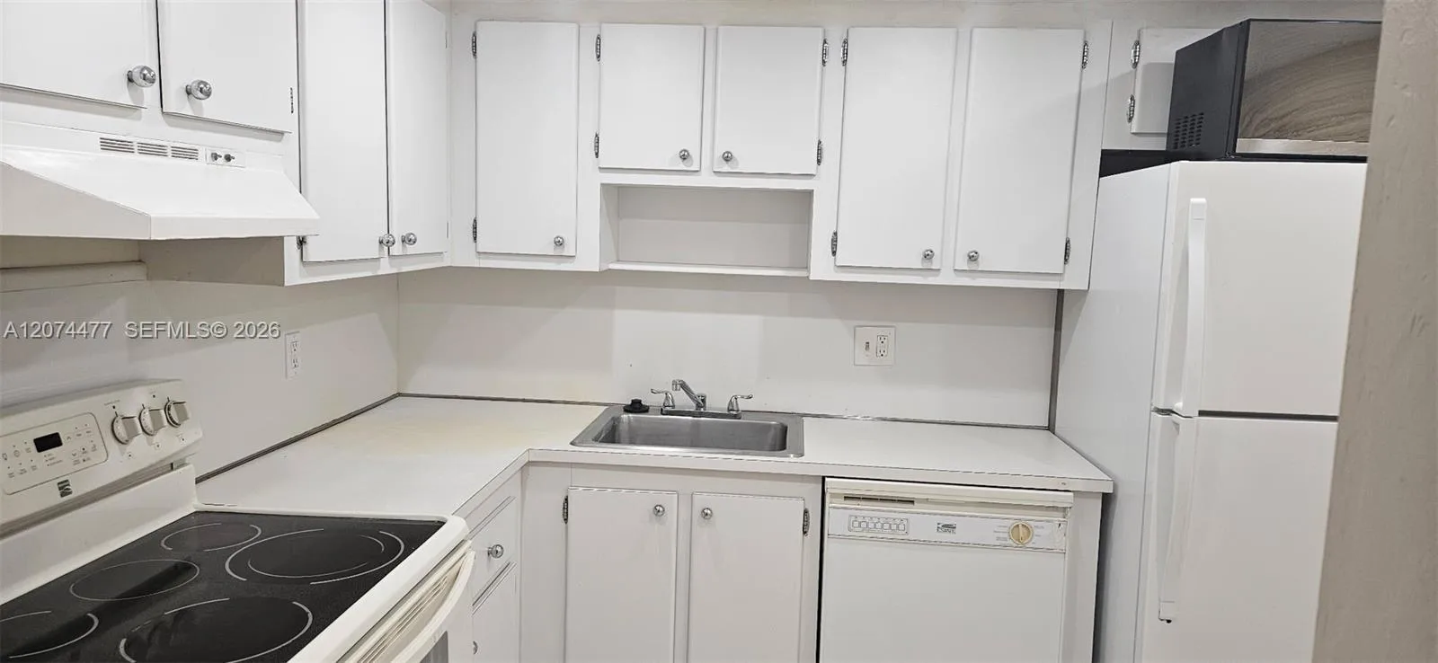 1300 NE Miami Gardens Dr # 609E, Miami, FL 33179 photo 9