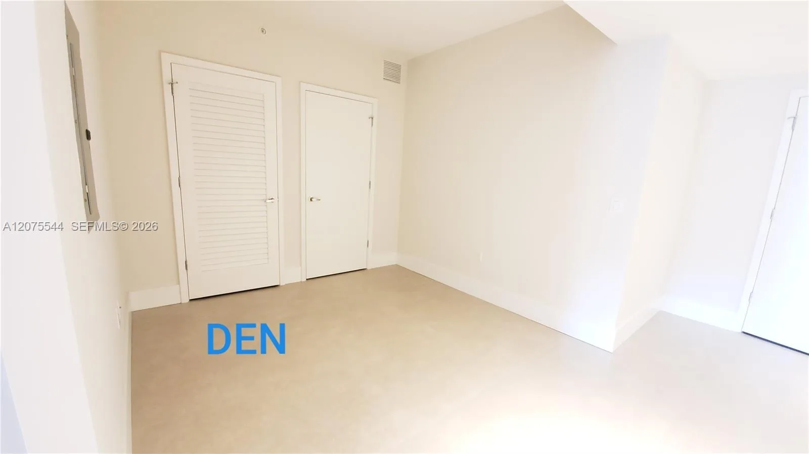 1010 Brickell Ave # 2511, Miami, FL 33131 photo 10