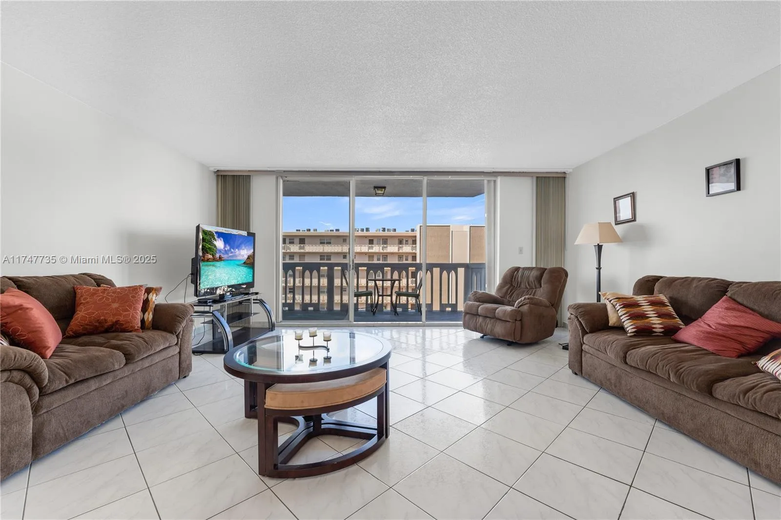 401 NE 14th Ave # 603, Hallandale Beach, FL 33009 photo 12