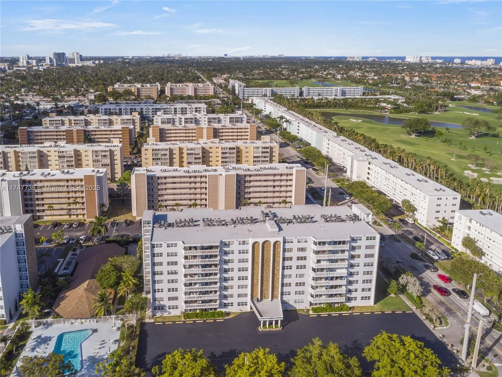401 NE 14th Ave # 603, Hallandale Beach, FL 33009 photo 2