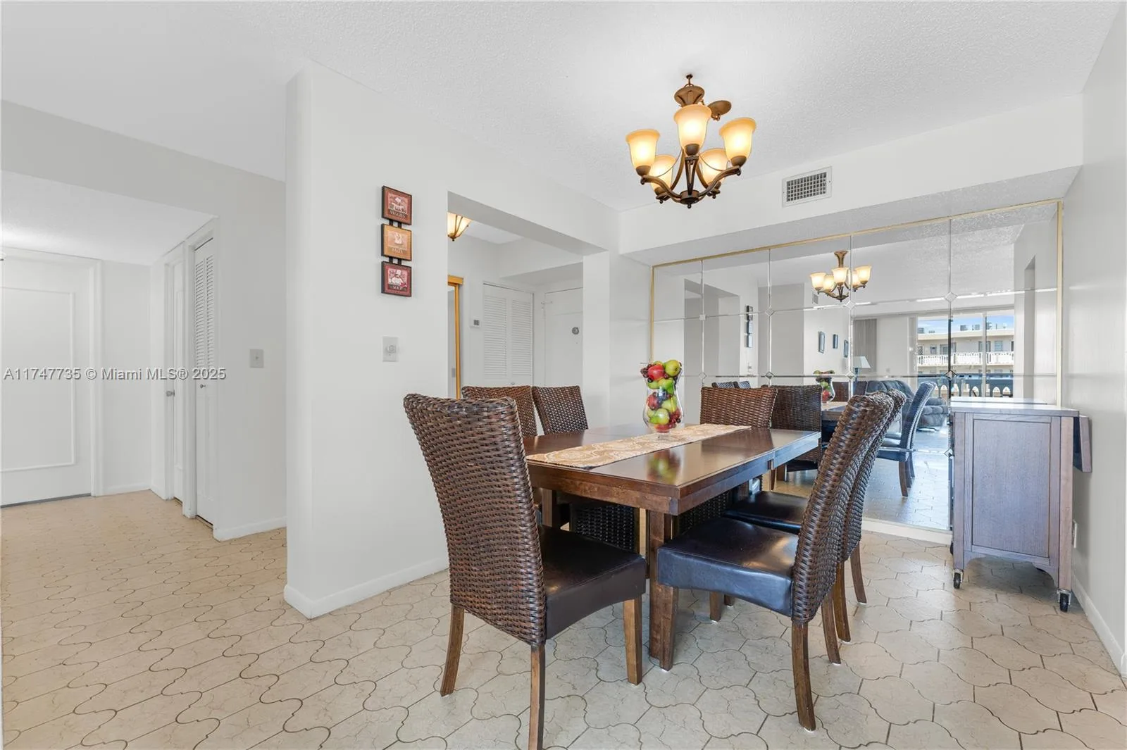 401 NE 14th Ave # 603, Hallandale Beach, FL 33009 photo 3
