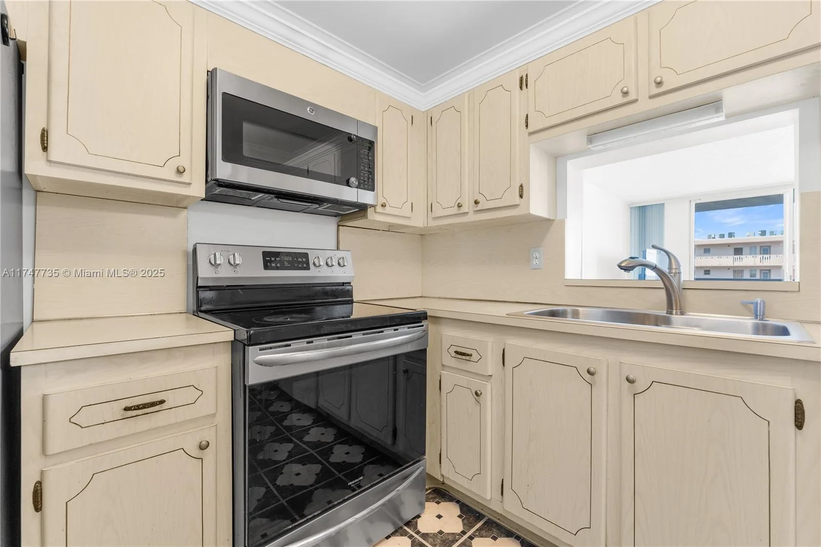401 NE 14th Ave # 603, Hallandale Beach, FL 33009 photo 6