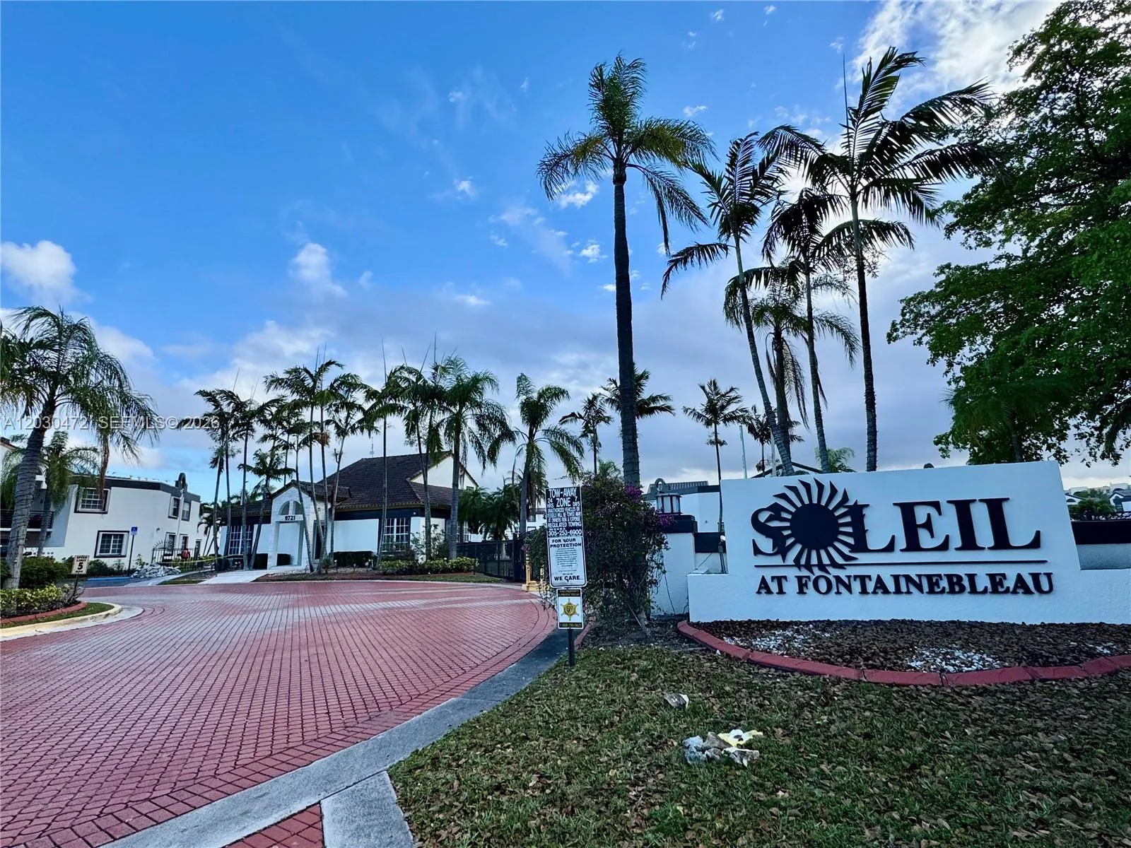 9711 Fontainebleau Blvd # D203, Miami, FL 33172