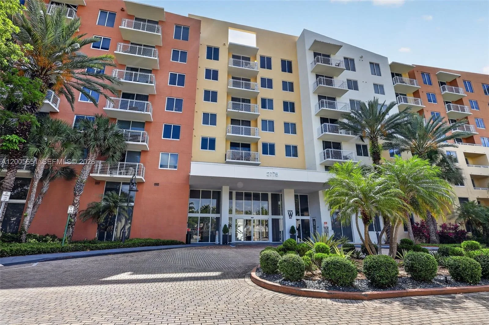 2775 NE 187th St # 202, Aventura, FL 33180