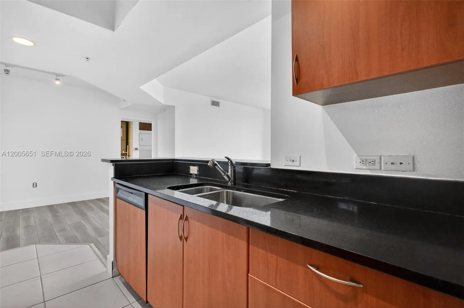 2775 NE 187th St # 202, Aventura, FL 33180 photo 12