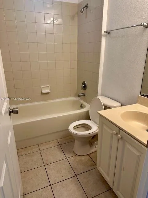 1203 Abaco Ln, Riviera Beach, FL 33404 photo 9