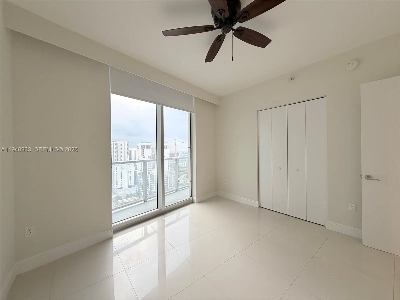185 SW 7 ST # 2404, Miami, FL 33130 photo 10