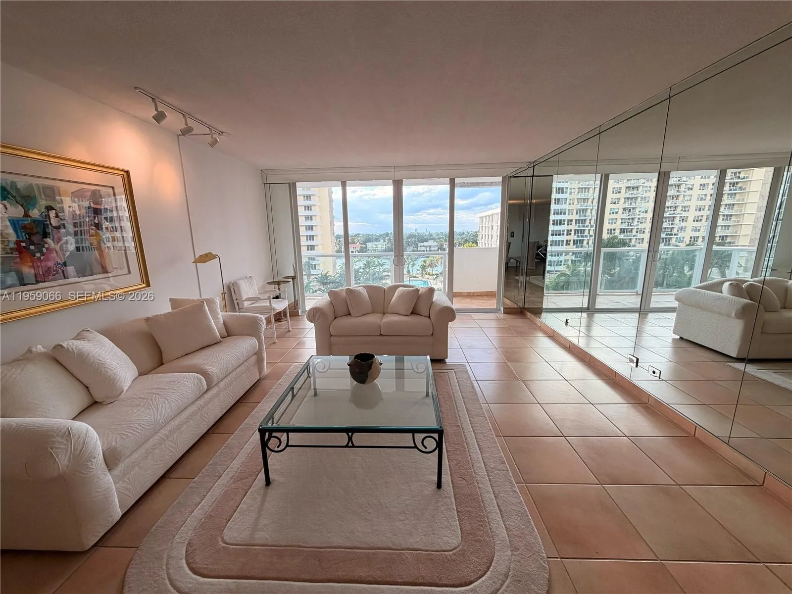 5601 Collins Ave # 720, Miami Beach, FL 33140 photo 2