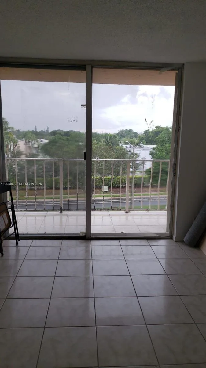 500 Executive Center Dr # 4E, West Palm Beach, FL 33401 photo 4