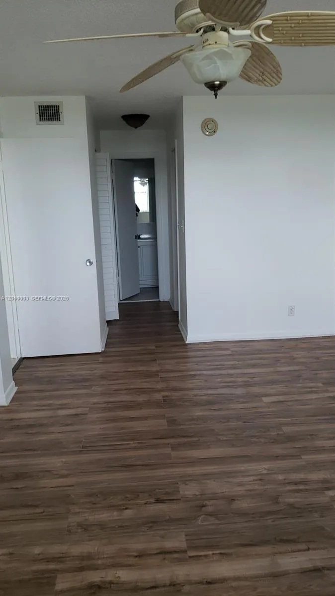 500 Executive Center Dr # 4E, West Palm Beach, FL 33401 photo 9