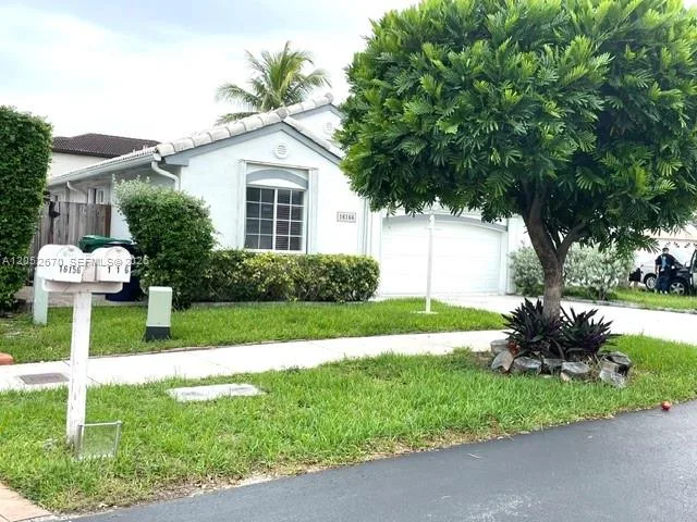 16166 SW 86th Ter, Miami, FL 33193 photo 2