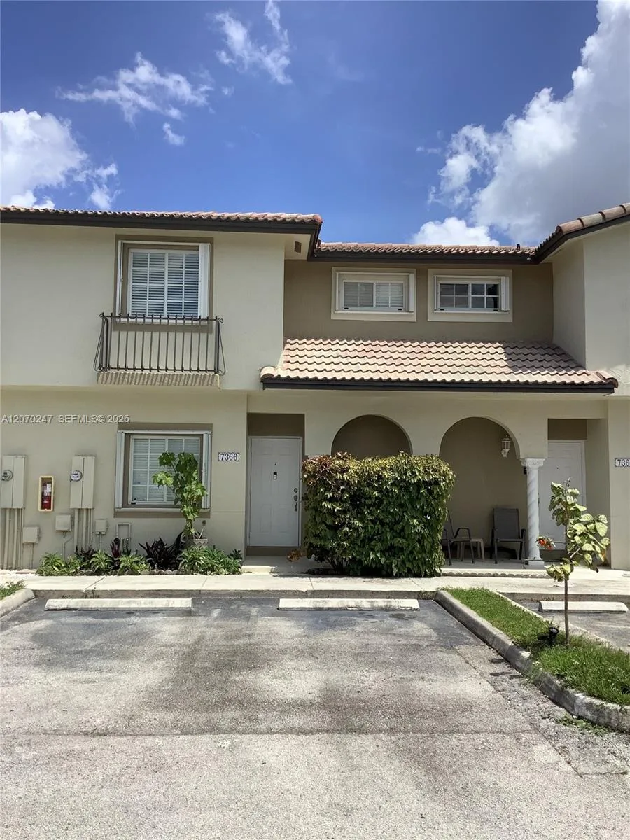 7366 SW 152nd Ave # 103, Miami, FL 33193 photo 2