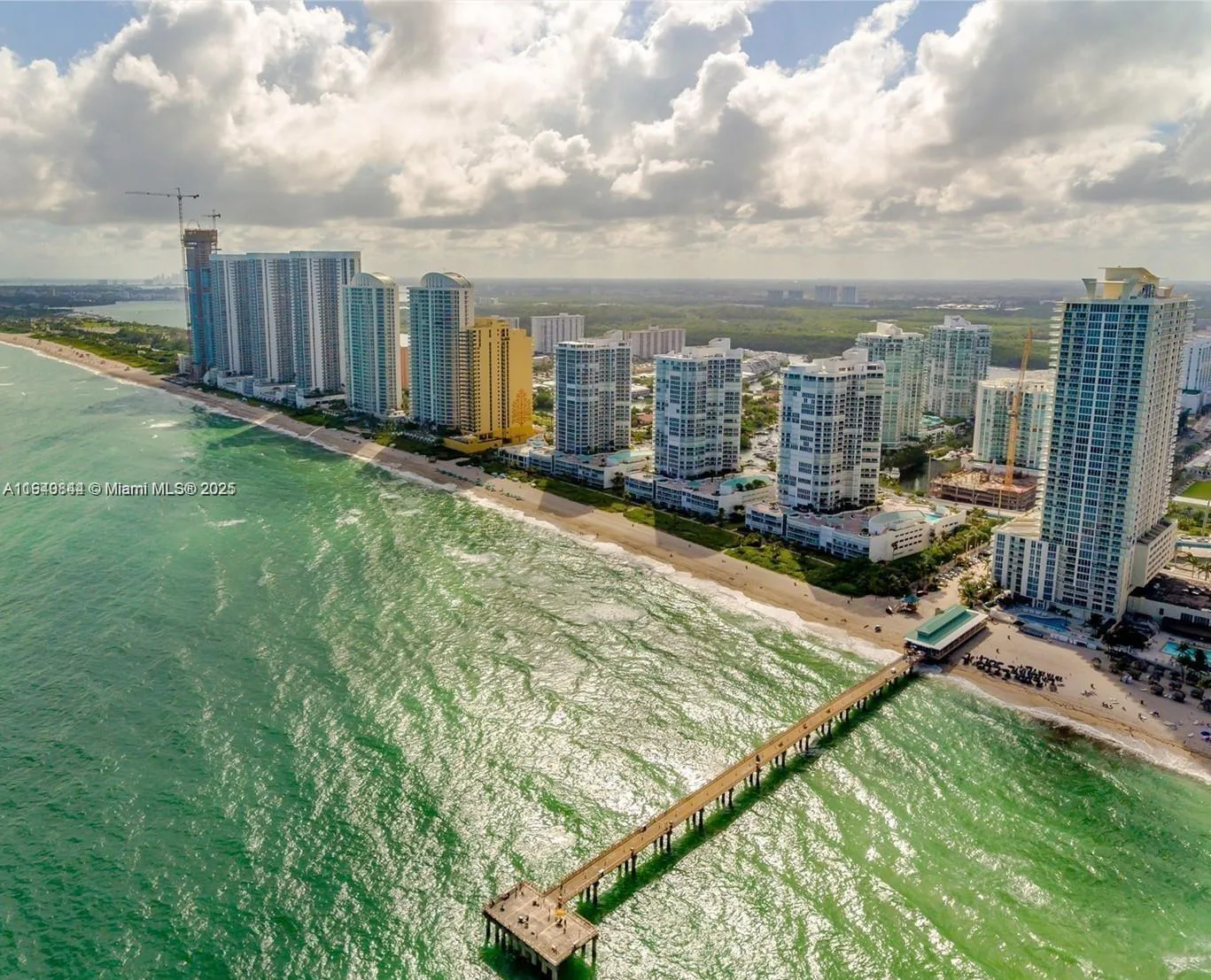 16699 Collins Ave # 2006, Sunny Isles Beach, FL 33160 photo 10