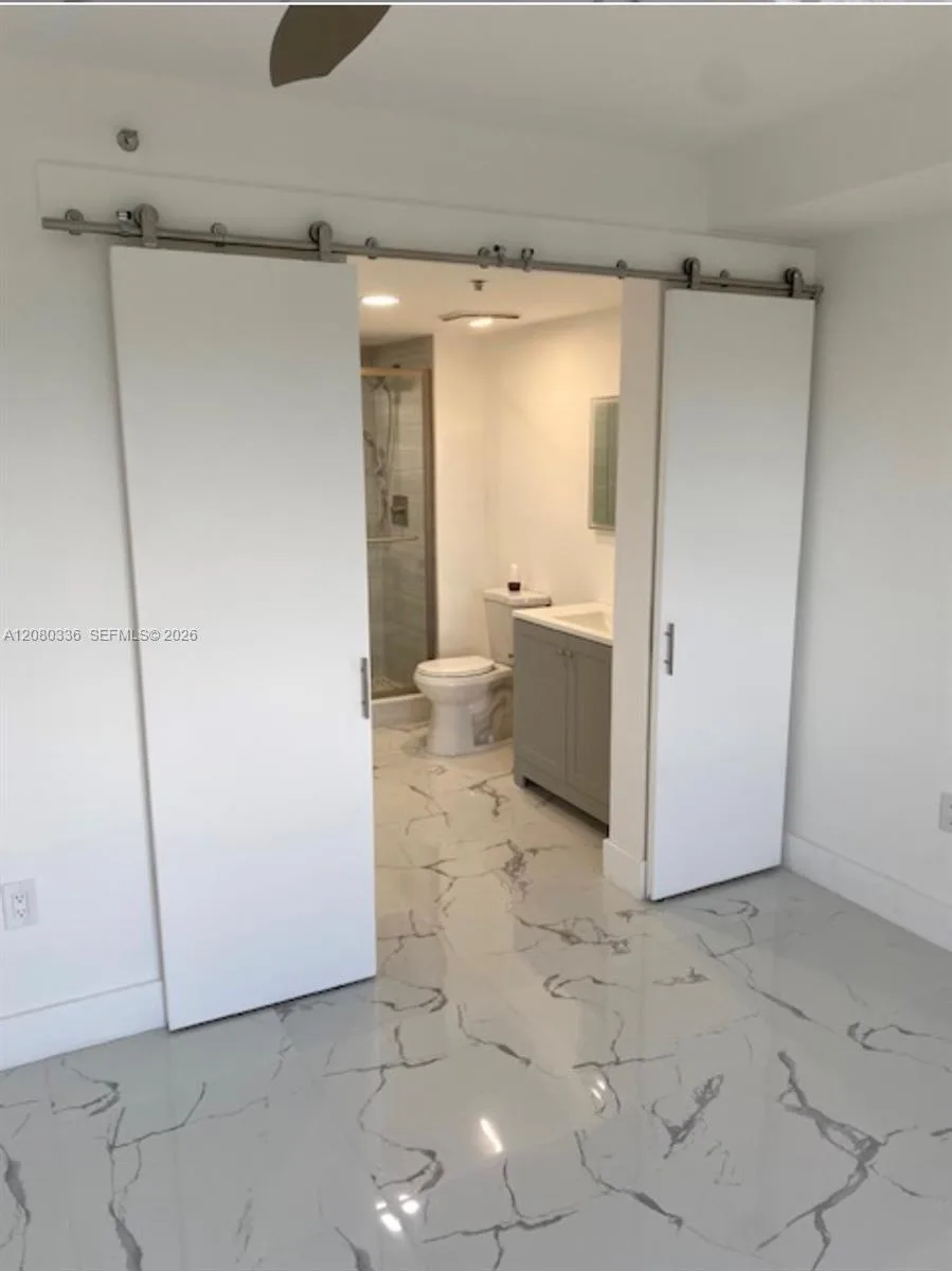 816 NW 11th St # 902, Miami, FL 33136 photo 13