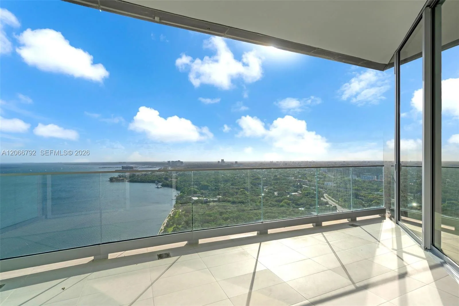 175 SE 25 RD # 3003, Miami, FL 33129 photo 12