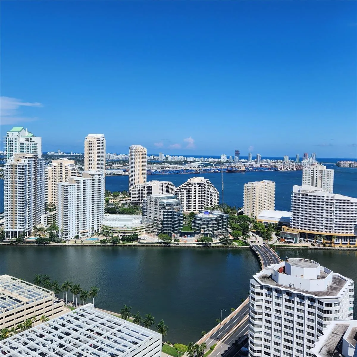 950 Brickell Bay Dr # 3702, Miami, FL 33131
