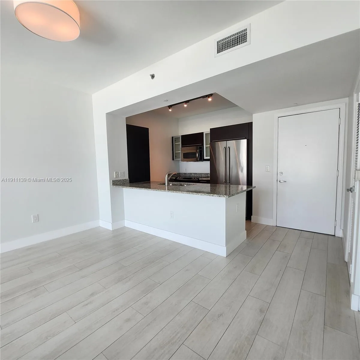 950 Brickell Bay Dr # 3702, Miami, FL 33131 photo 7