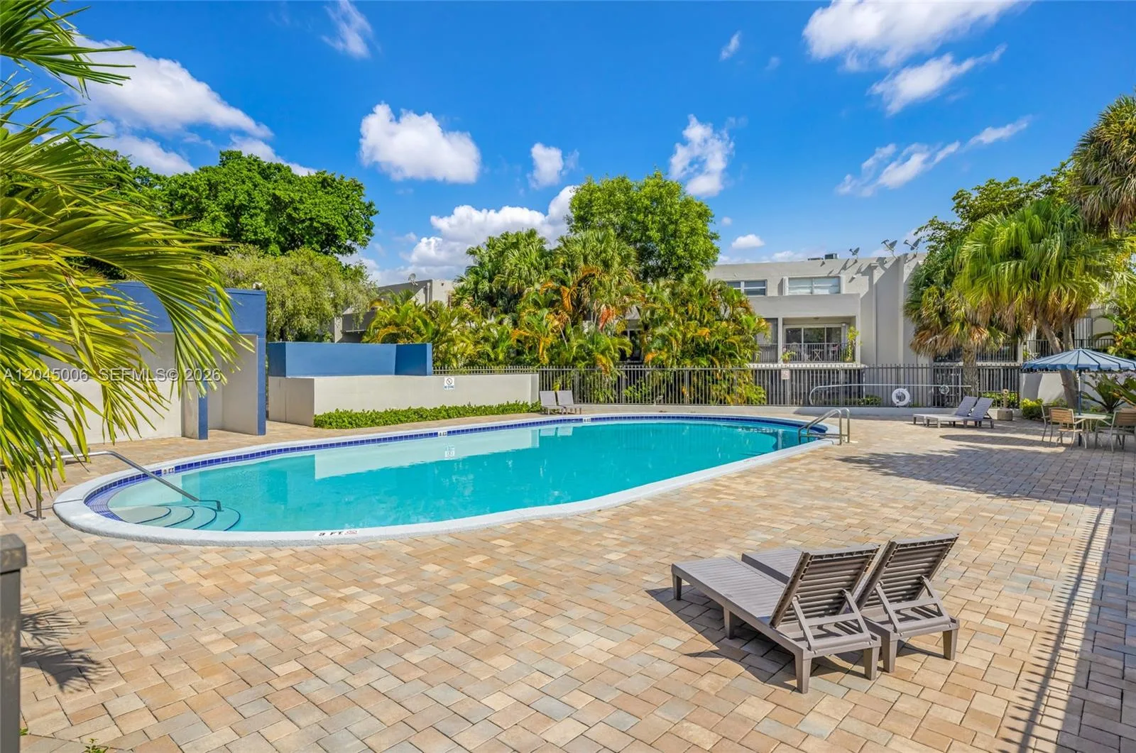 20 NW 87th Ave # A208, Miami, FL 33172
