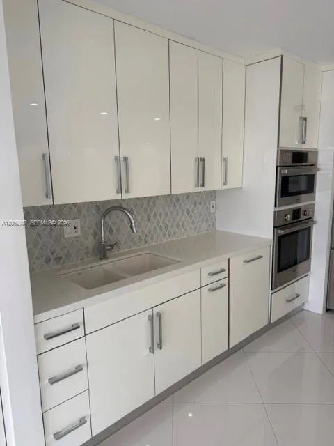 19707 Turnberry Way # 24B, Aventura, FL 33180 photo 8