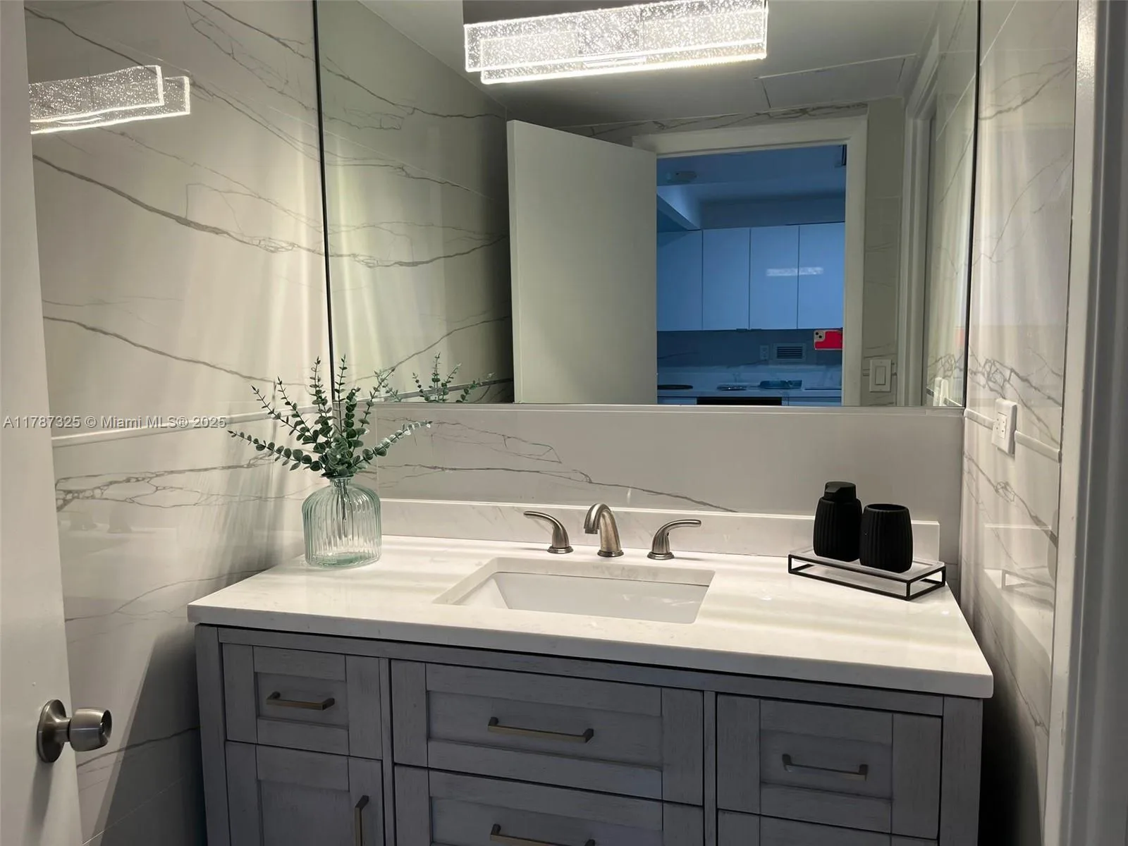 2301 Collins Ave # 628, Miami Beach, FL 33139 photo 13
