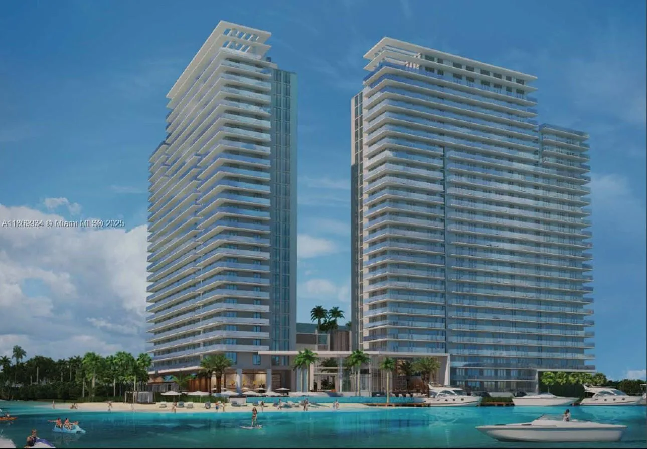 16385 Biscayne Blvd # 1603, North Miami Beach, FL 33160