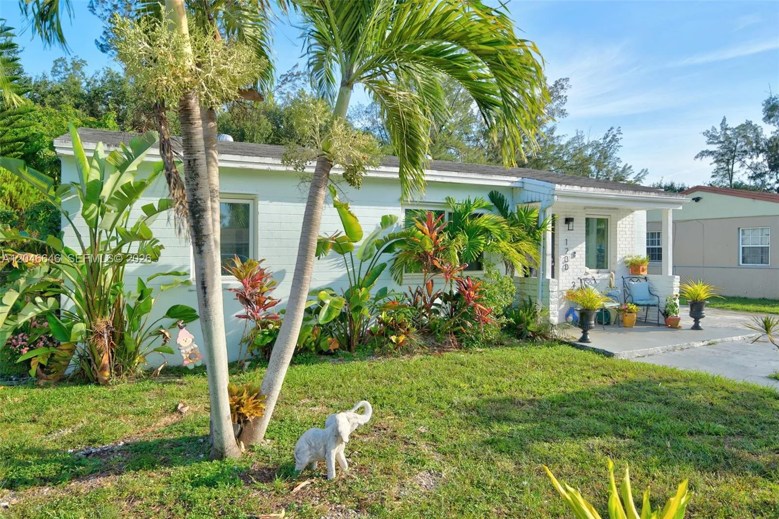 1230 NW 84th Ter, Miami, FL 33147 photo 2