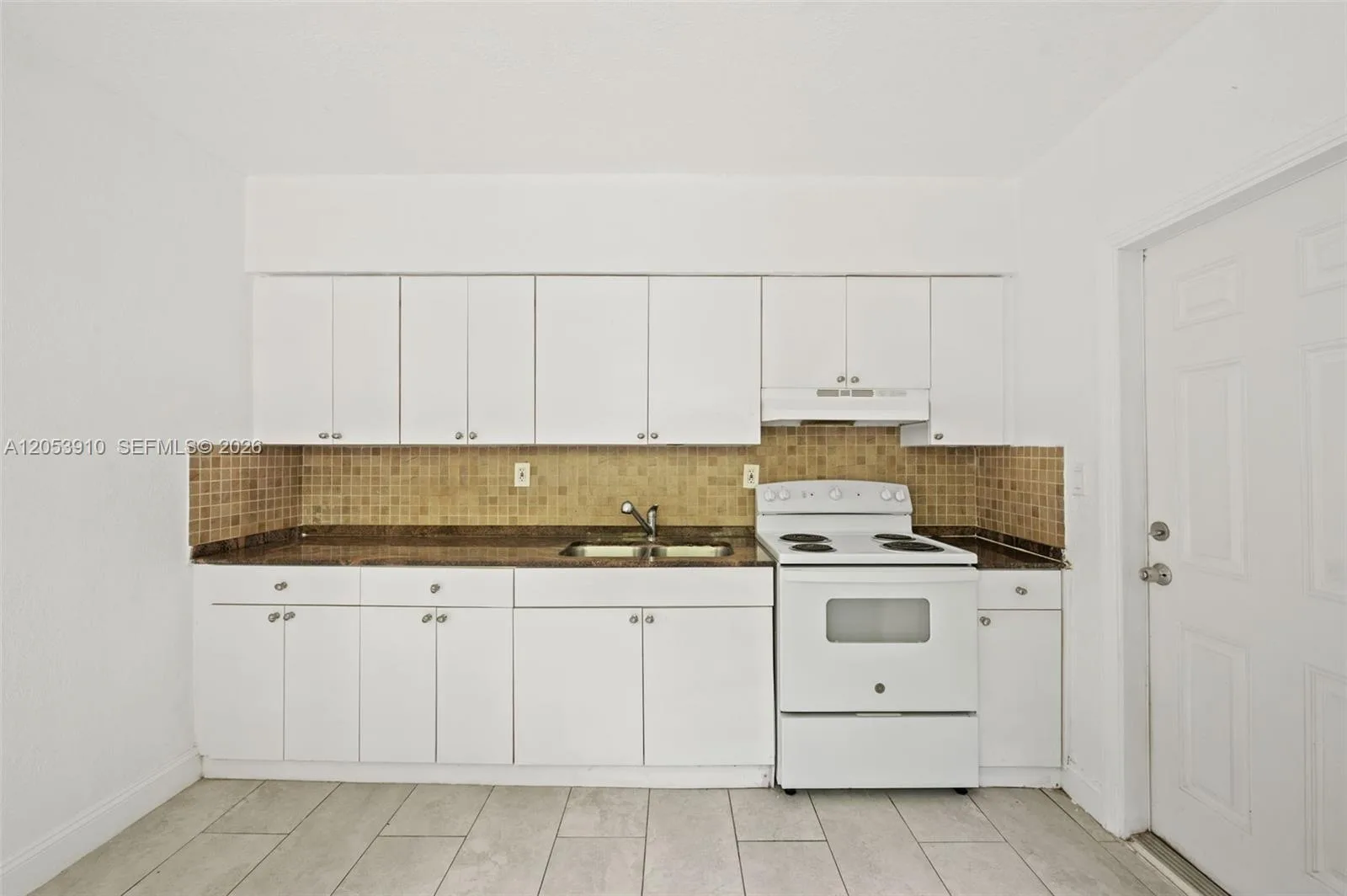 1429 NE 118th Ter, Miami, FL 33161 photo 9