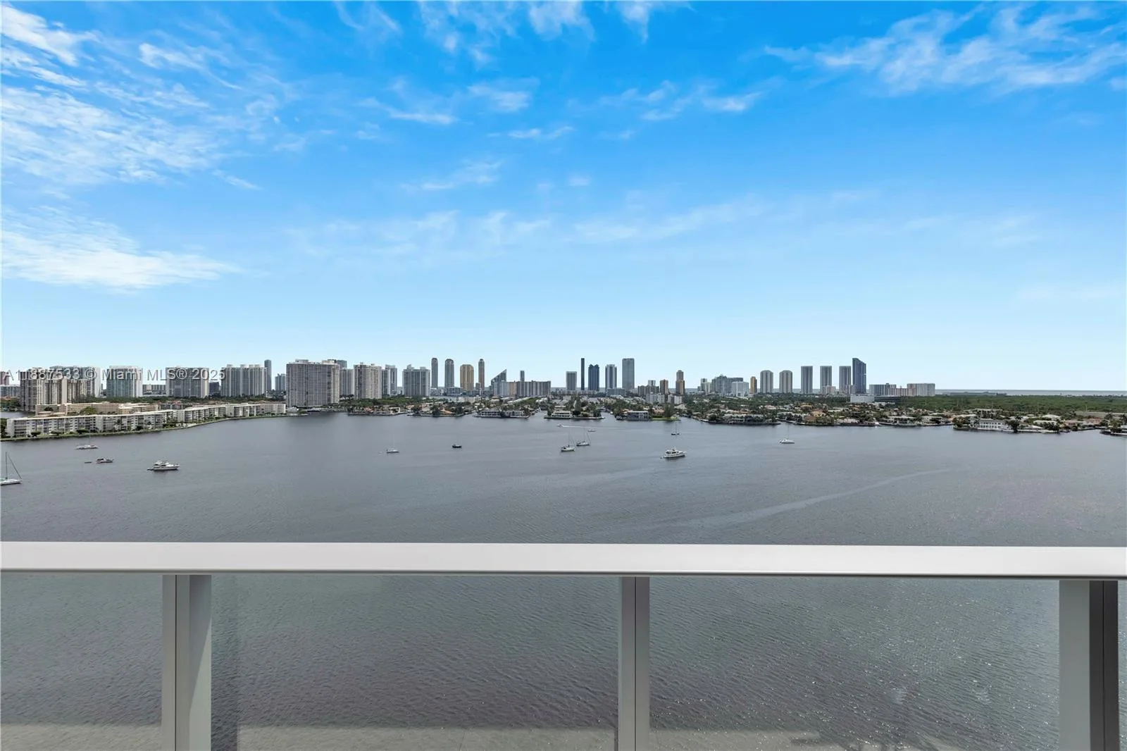 17111 Biscayne Blvd # 1709, North Miami Beach, FL 33160
