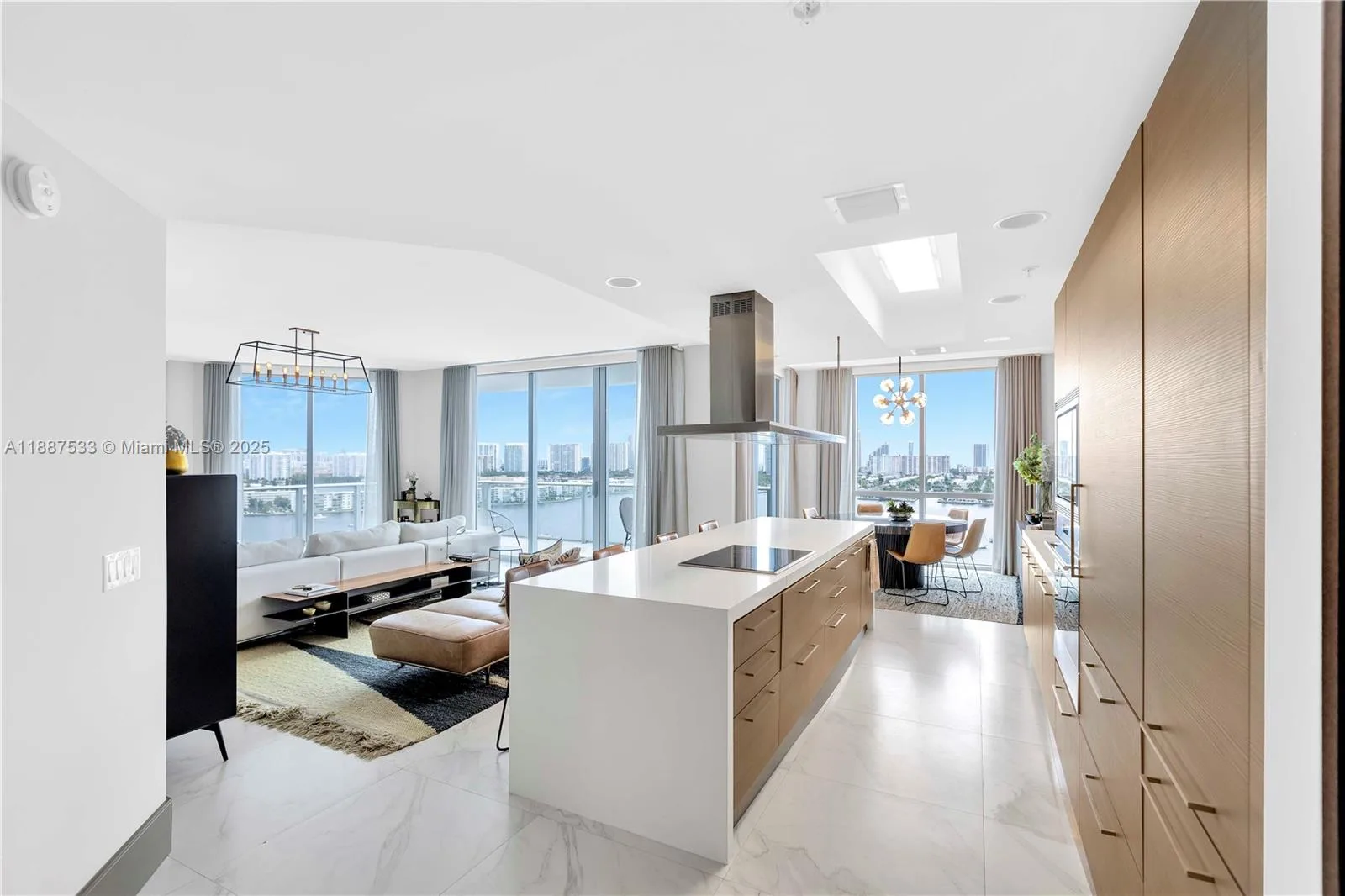 17111 Biscayne Blvd # 1709, North Miami Beach, FL 33160 photo 5