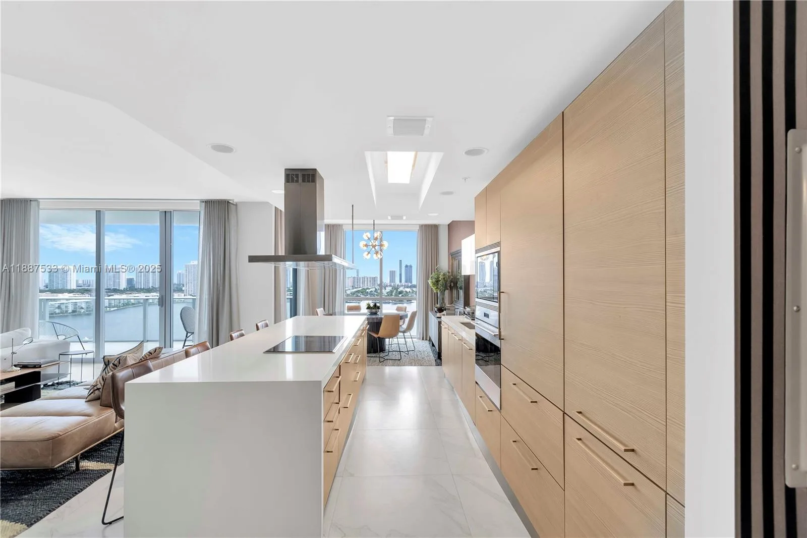 17111 Biscayne Blvd # 1709, North Miami Beach, FL 33160 photo 6
