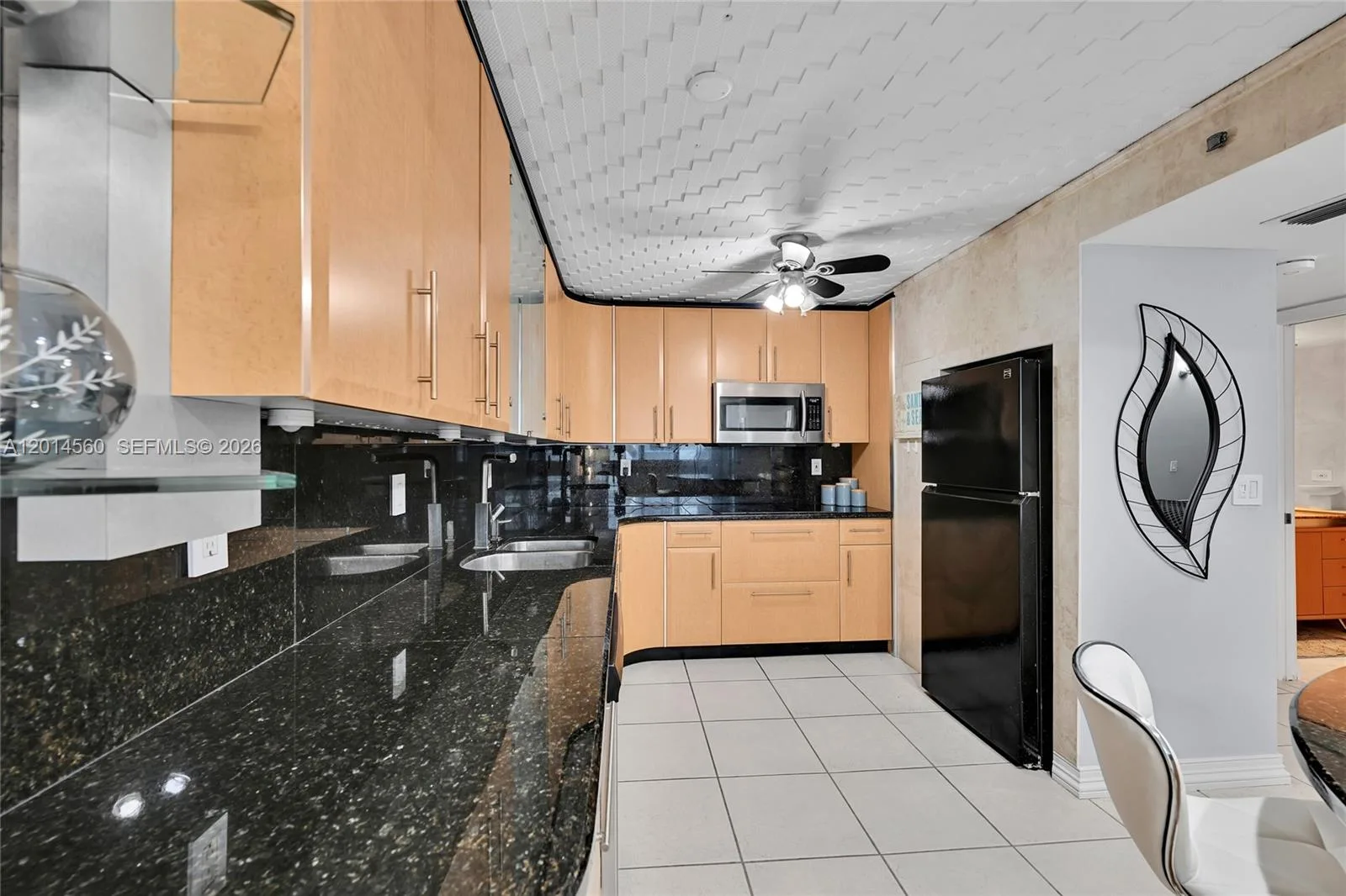 6039 Collins Ave # 621, Miami Beach, FL 33140 photo 4