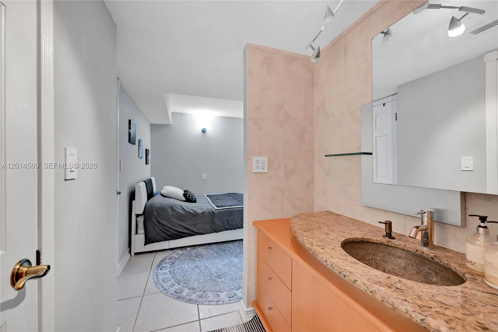 6039 Collins Ave # 621, Miami Beach, FL 33140 photo 5