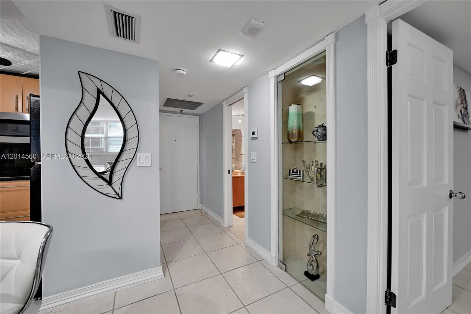 6039 Collins Ave # 621, Miami Beach, FL 33140 photo 8