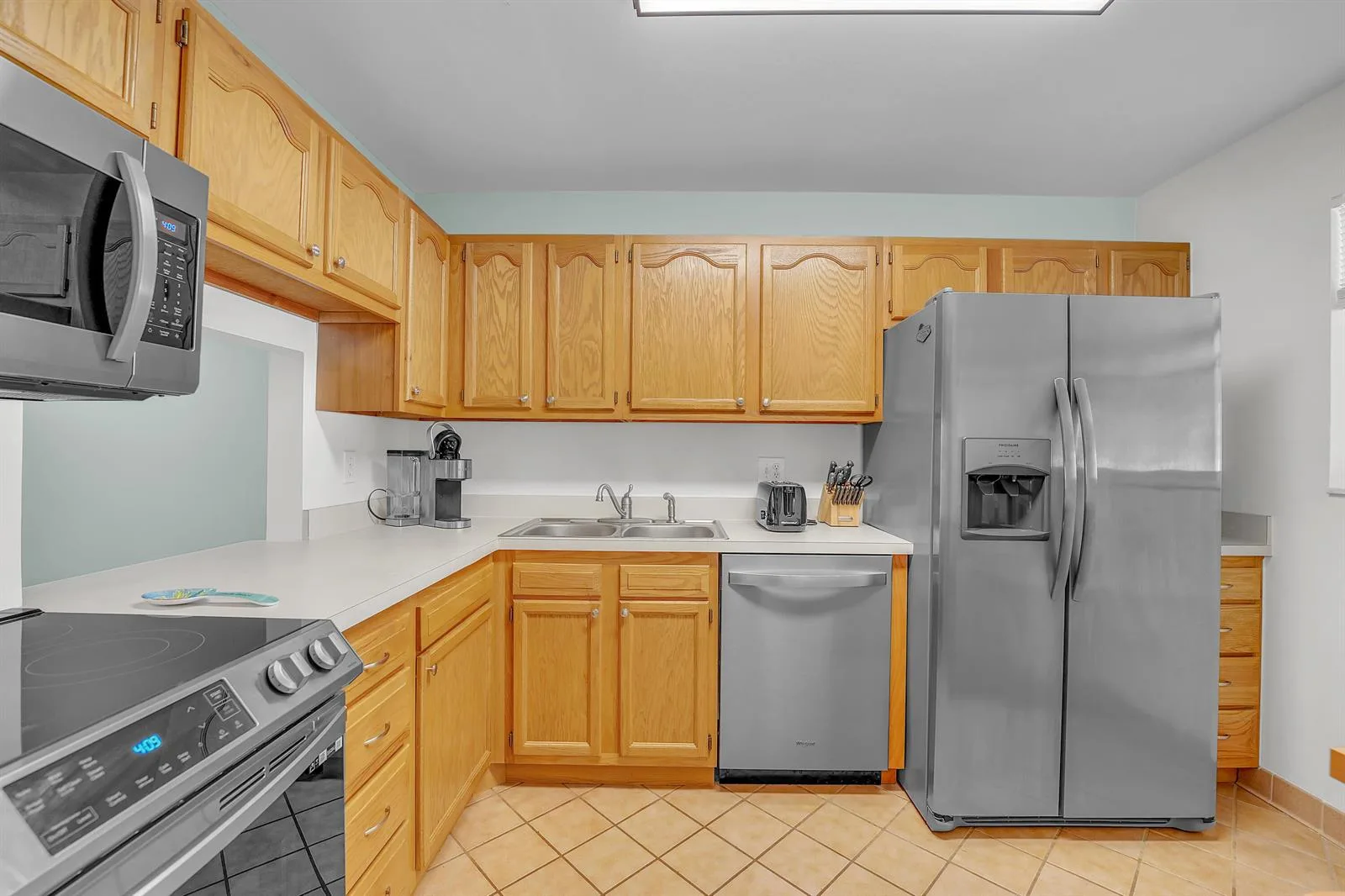 210 Lake Evelyn Drive, West Palm Beach, FL 33411 photo 12