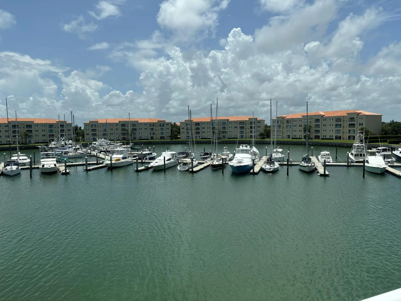10 E Harbour Isle Dr Drive E # 302, Fort Pierce, FL 34949