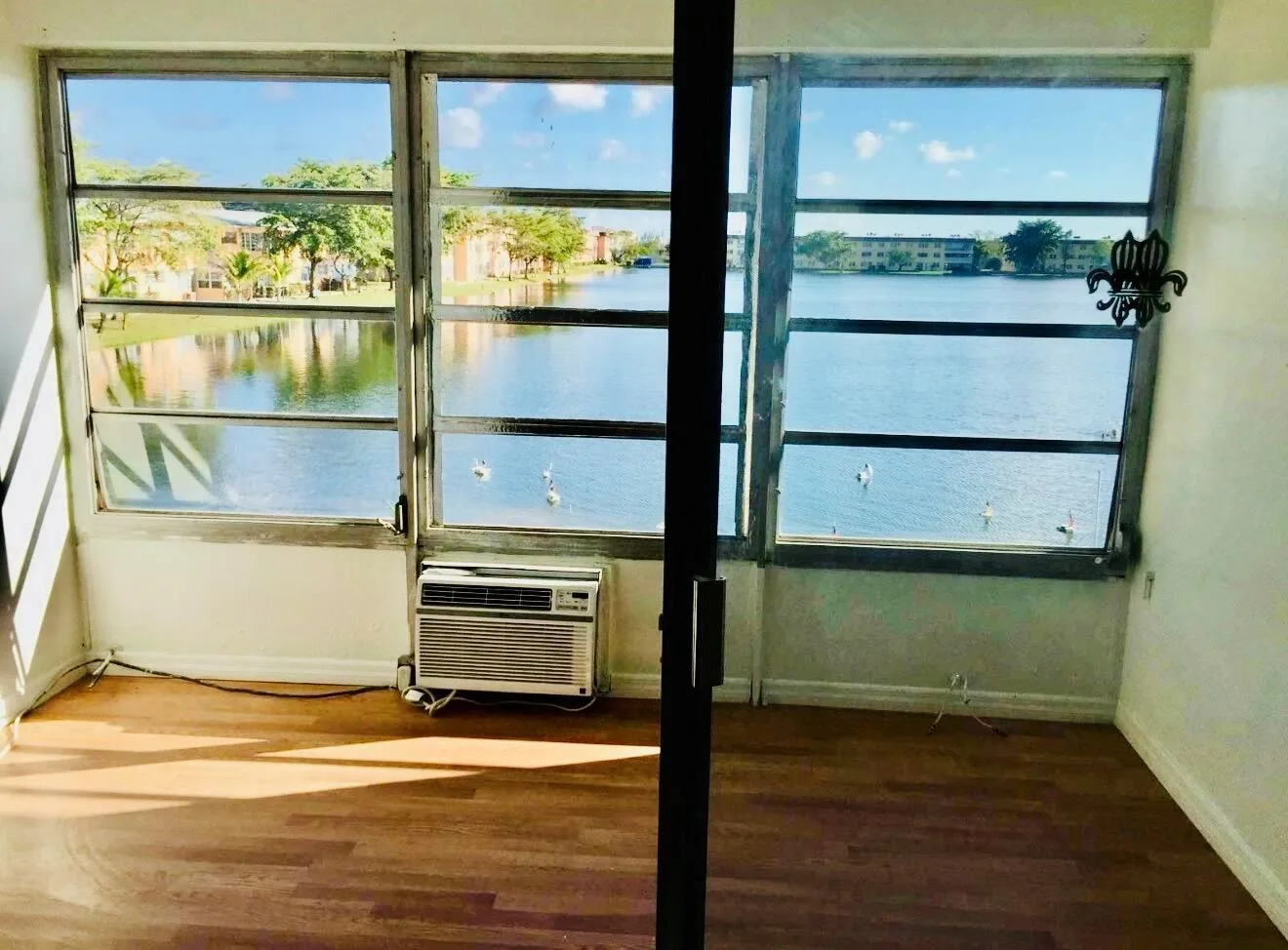 300 NE 191st Street # 217, Miami, FL 33179