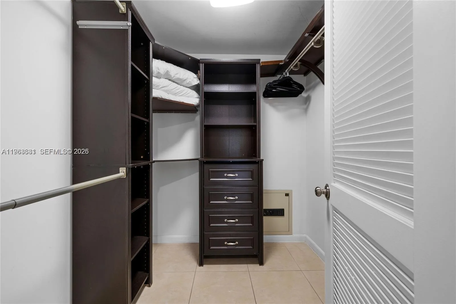 3250 NE 1st Ave # 515, Miami, FL 33137 photo 13