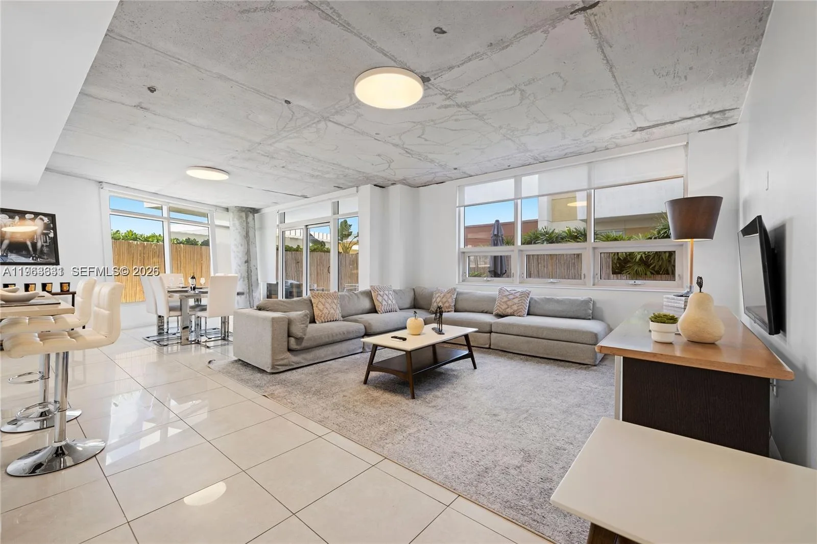 3250 NE 1st Ave # 515, Miami, FL 33137 photo 2