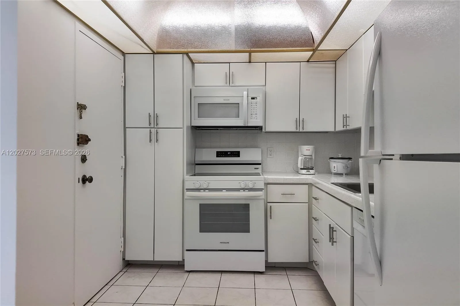 1950 S Ocean Dr # 11M, Hallandale Beach, FL 33009 photo 10