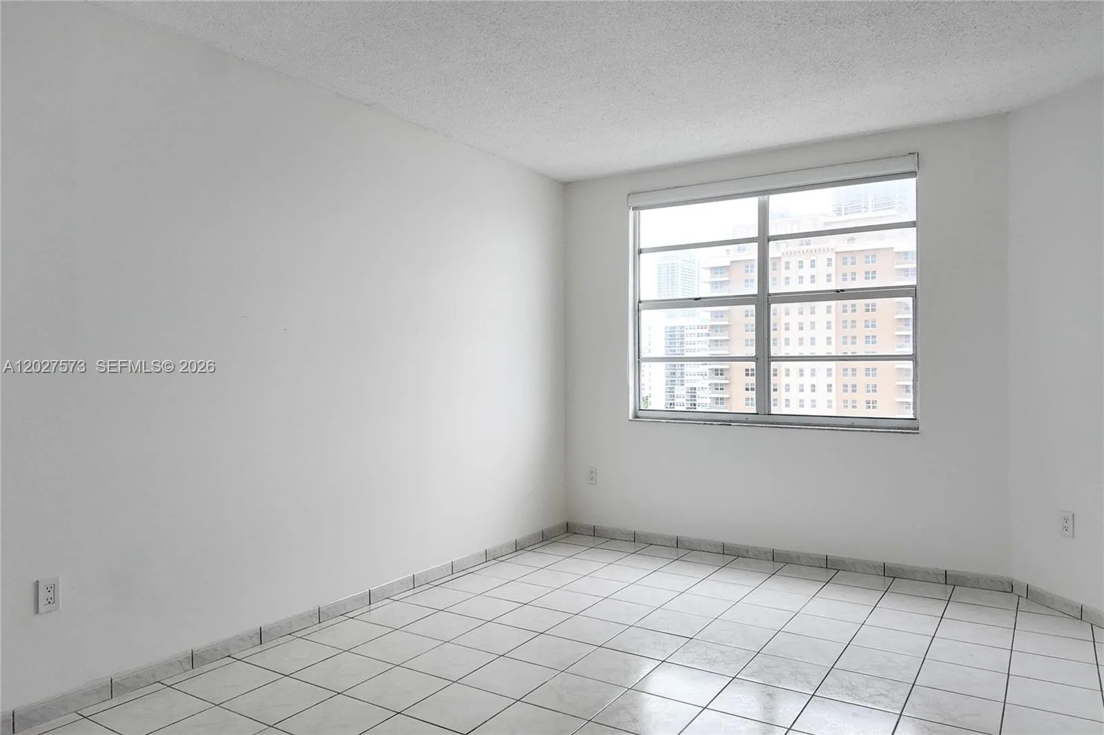 1950 S Ocean Dr # 11M, Hallandale Beach, FL 33009 photo 12