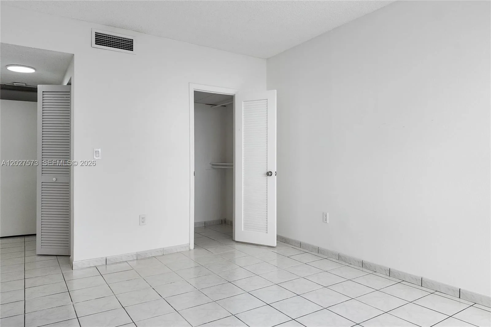 1950 S Ocean Dr # 11M, Hallandale Beach, FL 33009 photo 13